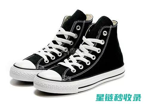 帆布鞋清洁妙招大揭秘：轻松去除污渍与异味 (帆布鞋清洁妙招视频)