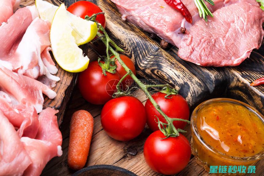 肉类快速解冻指南：快速解冻肉类的最佳方法 (肉类快速解冻最好方法)