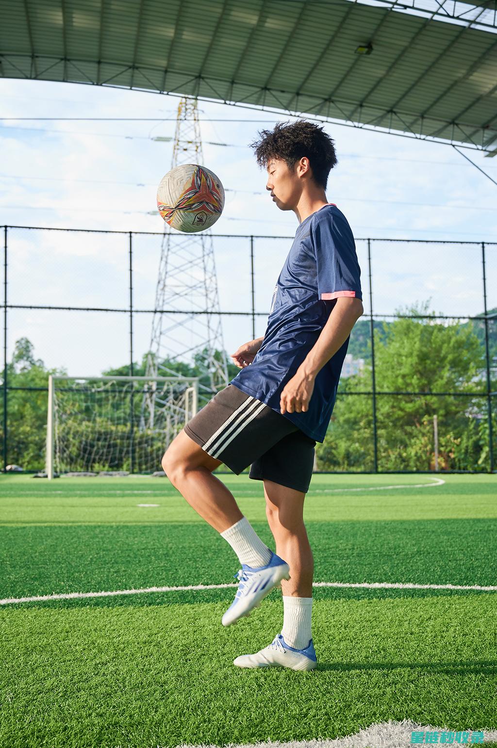运动鞋清洗注意事项：材质与清洁剂的选择 (运动鞋清洗注意事项)